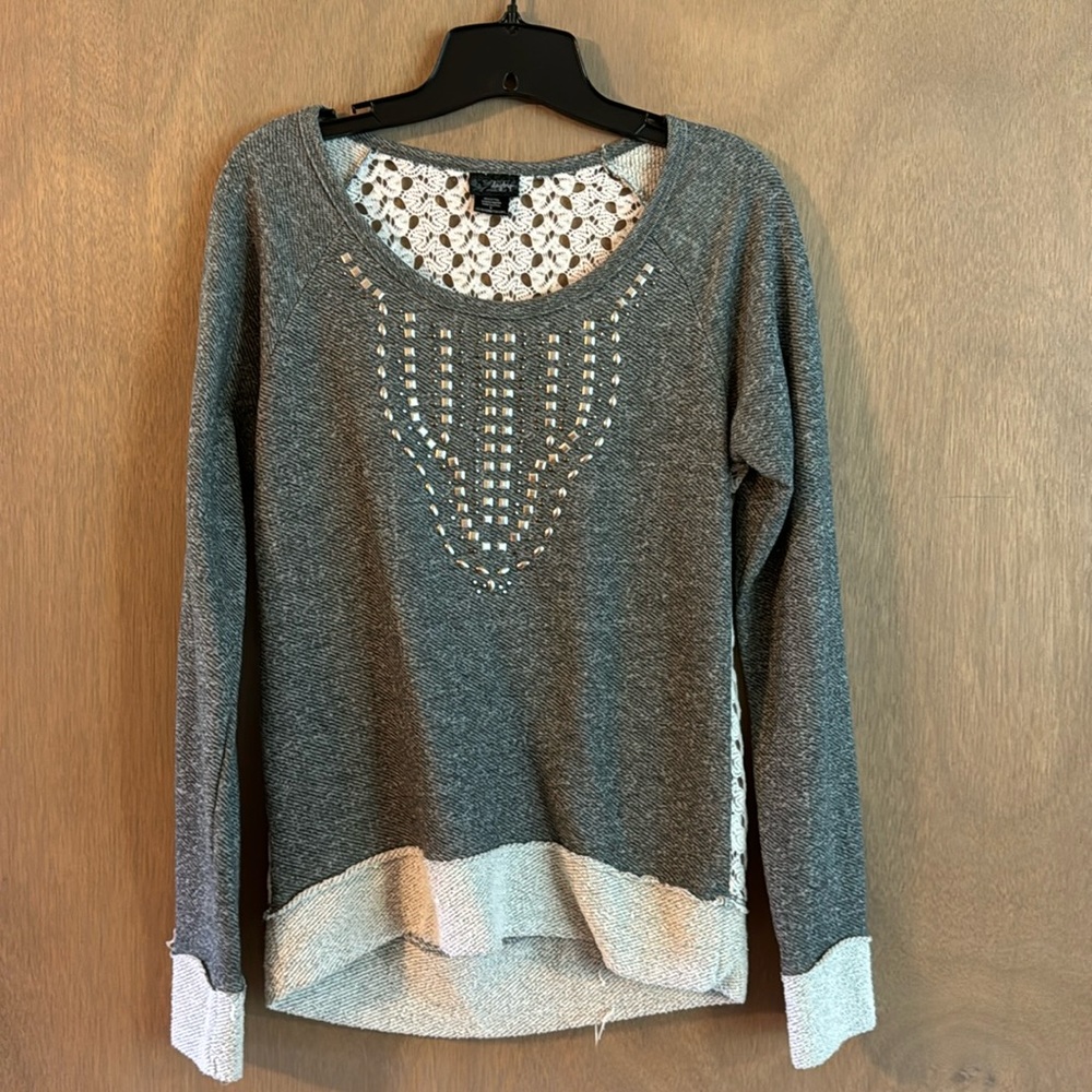 Day trip size medium crochet back